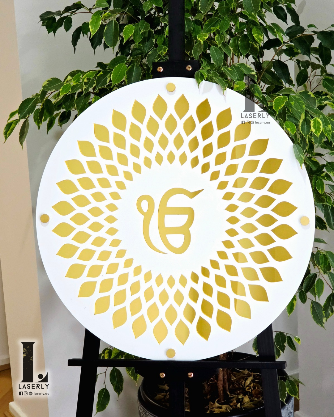 Mandir acrylic art featuring Ik Onkar laser cut design